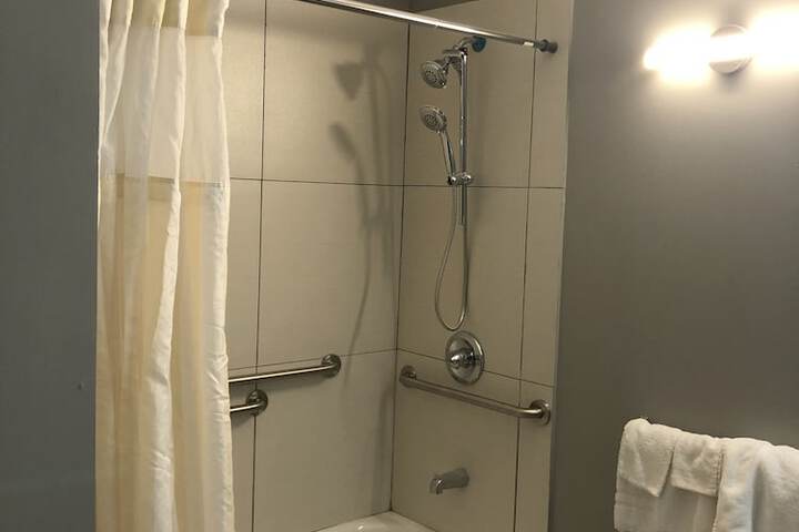 Room 40 of 47