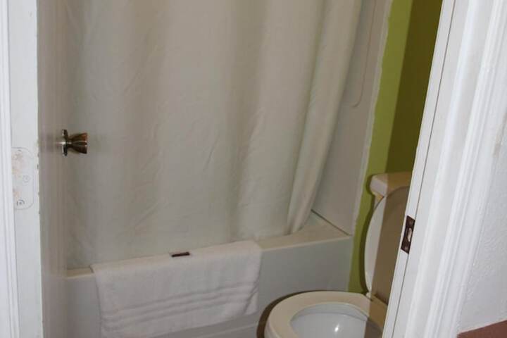 Room 20 of 23