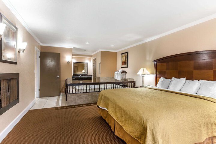 Room 12 of 45