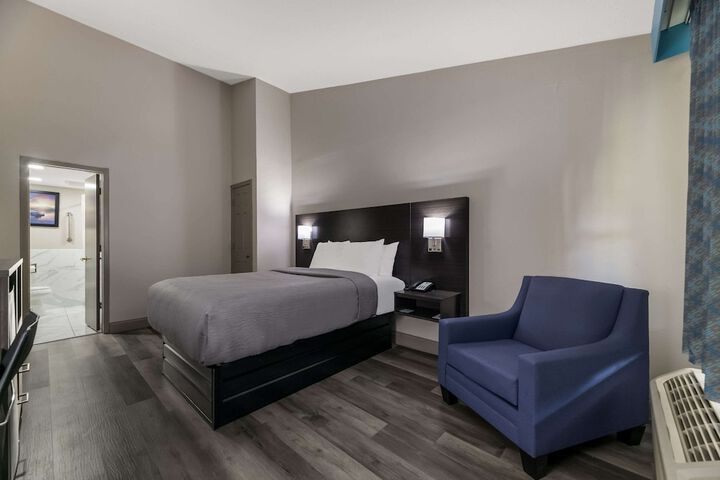 Room 20 of 40