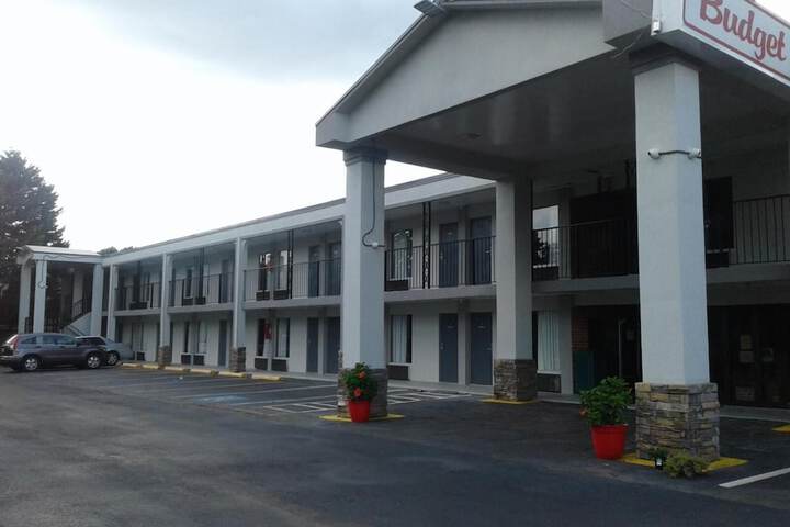 Hotel 1 of 25