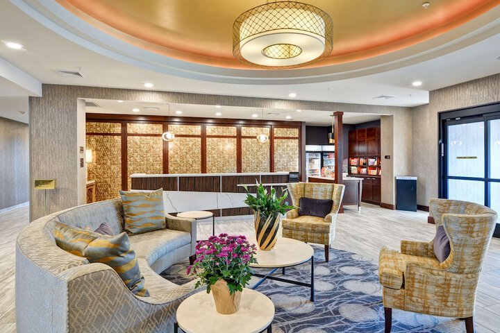 Hotel Interior 11 of 36