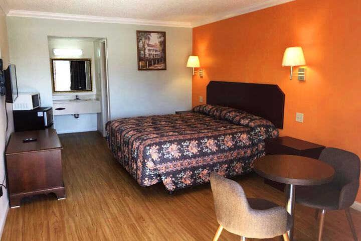 Baton Rouge West Inn