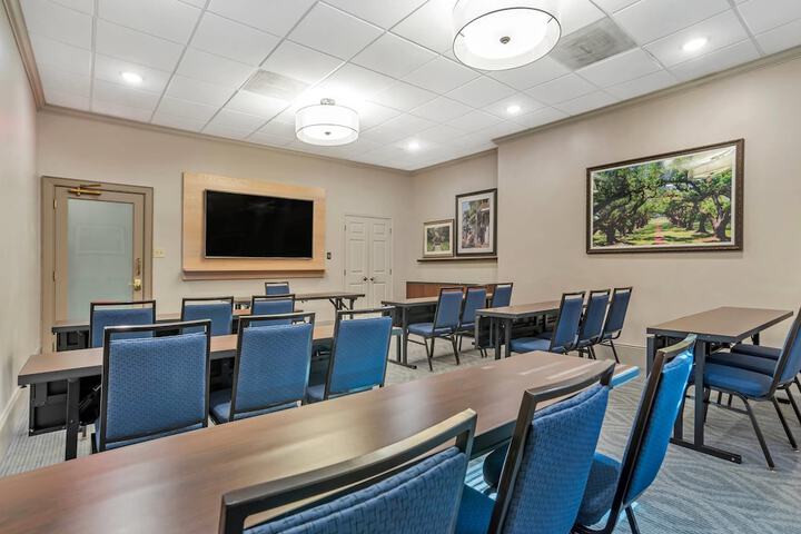 Country Inn & Suites by Radisson Metairie (New Orleans), LA