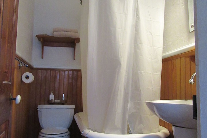 Room 15 of 21