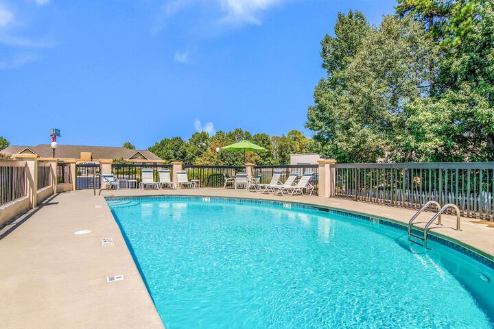 Pool 7 of 32