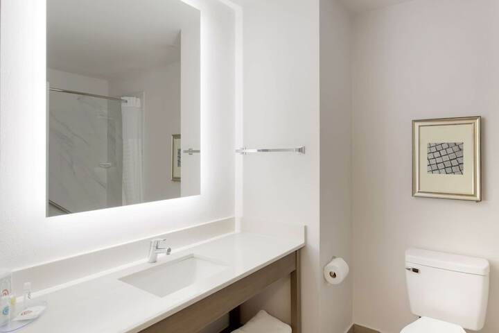 Room 20 of 36
