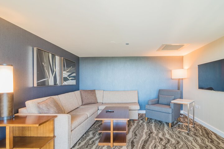 Room 50 of 161