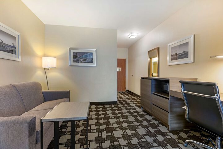 Best Western Seminole Inn & Suites