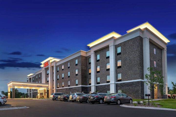 Hotel 5 of 58
