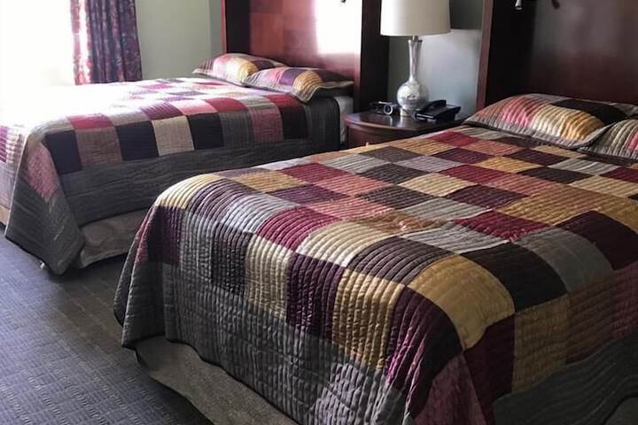 Room 10 of 19