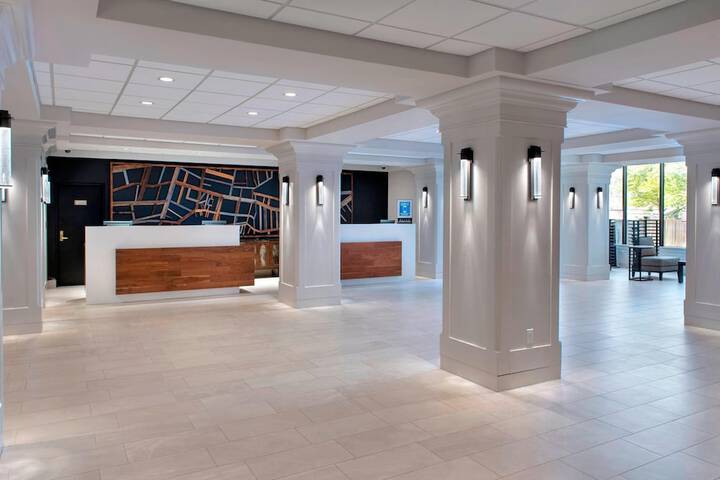 Hotel Interior 18 of 71