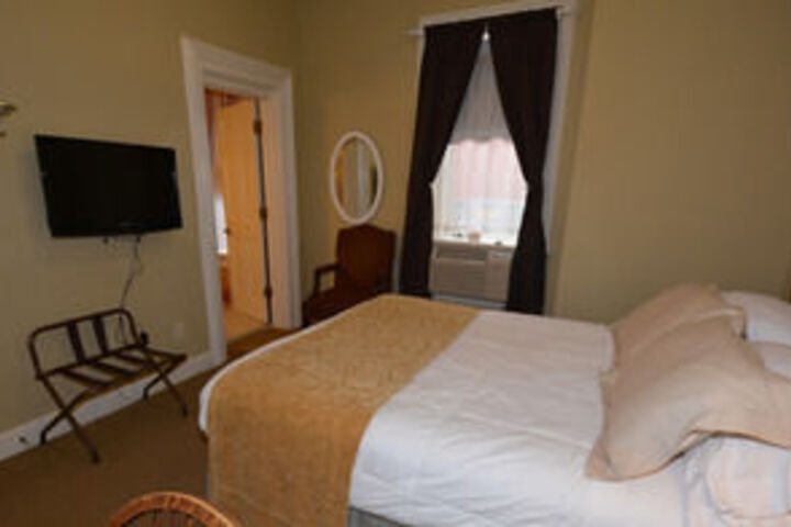 Archer House River Inn