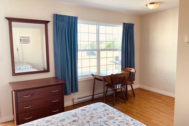 Room 31 of 103