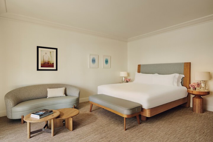 Room 54 of 97