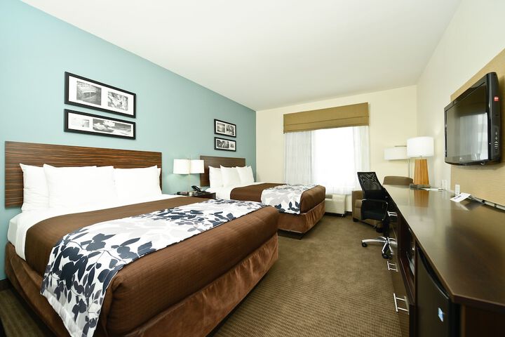 Room 36 of 61
