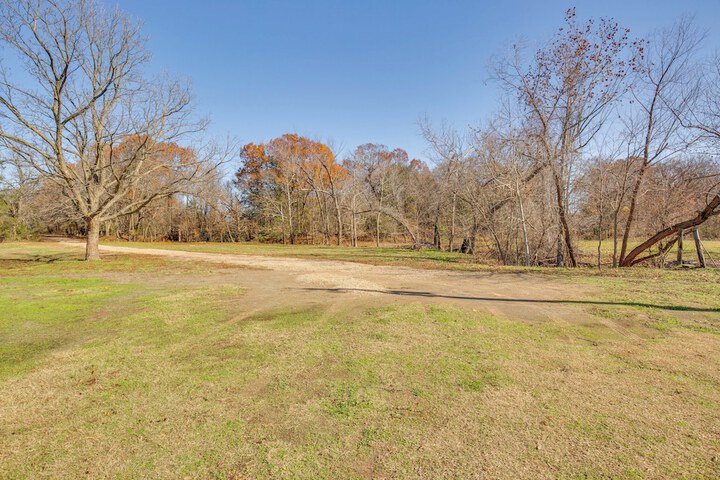 Private Lake On-site: Secluded Retreat in Grant!