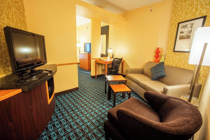Room 13 of 23