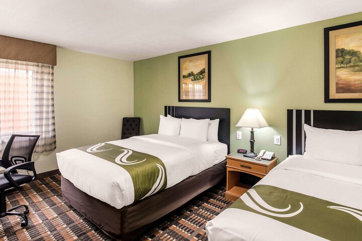 Room 10 of 67