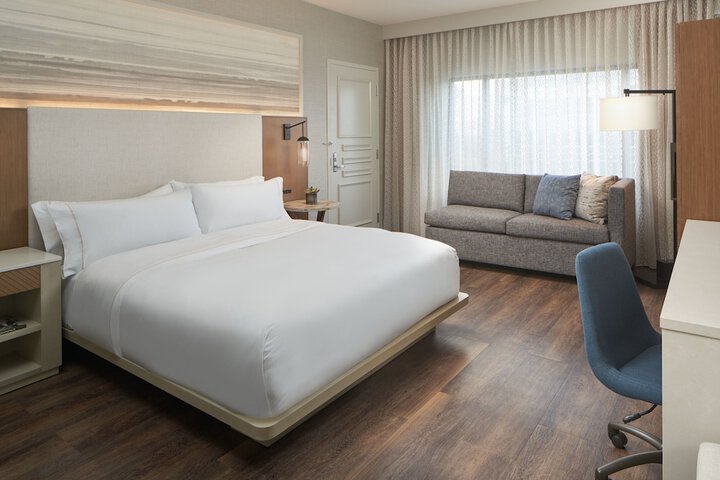 Room 30 of 118