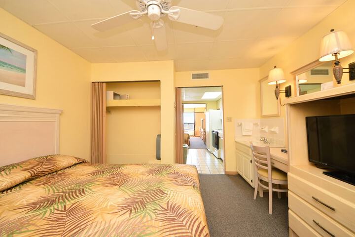 Room 71 of 138