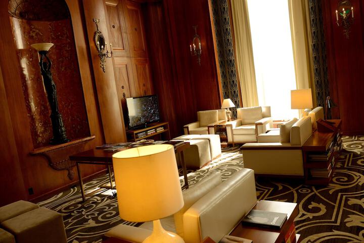 Hotel Interior 16 of 154