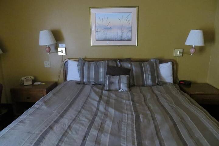 Room 18 of 42