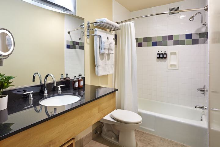 Room 15 of 23