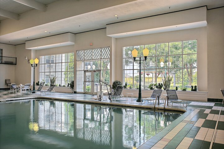 Pool 10 of 105