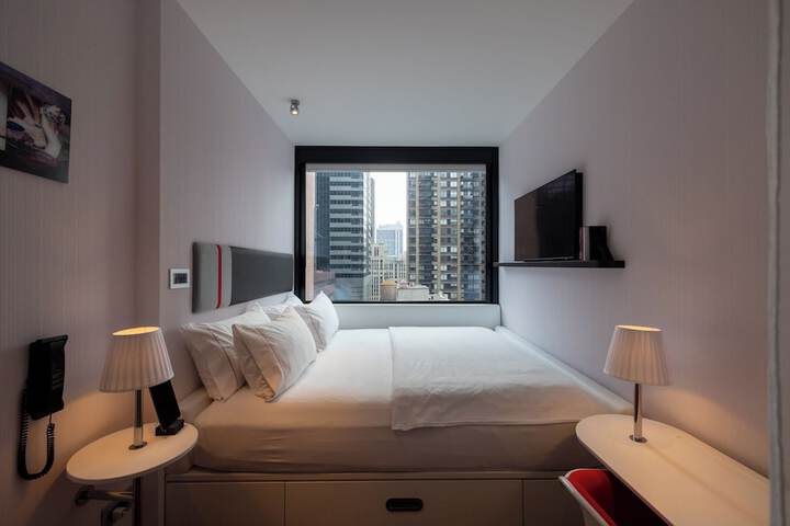Room 29 of 43