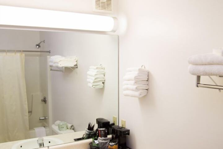 Room 19 of 27