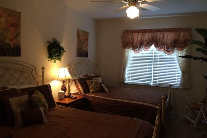 Room 22 of 27