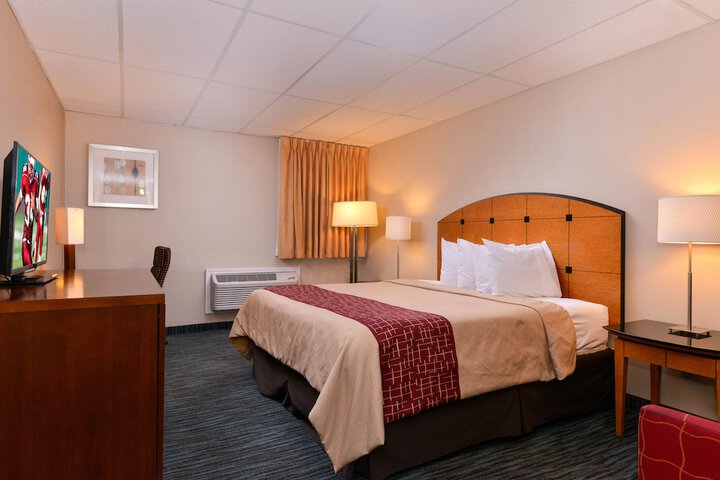 Room 8 of 26