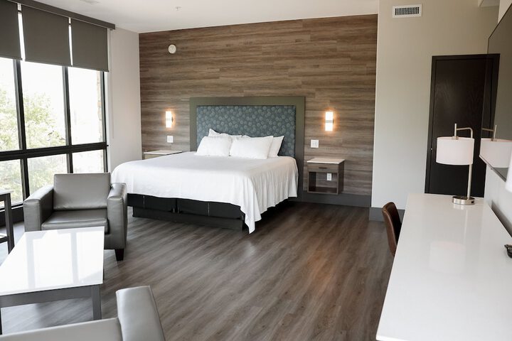 Room 114 of 174