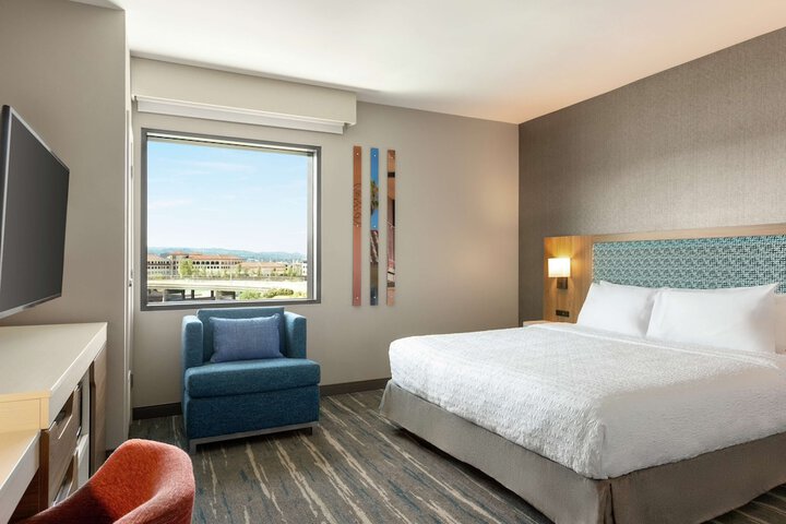 Room 16 of 31