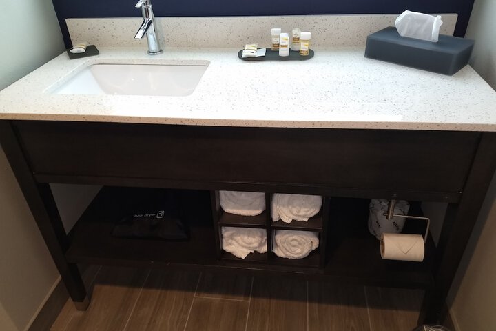 Room 42 of 55