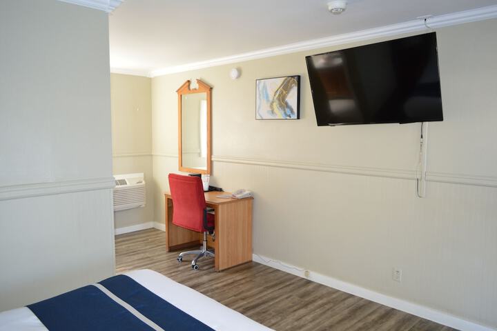 Studio 9 Fort Bragg LLC.