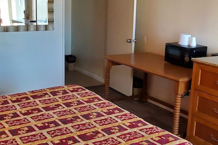Room 110 of 154
