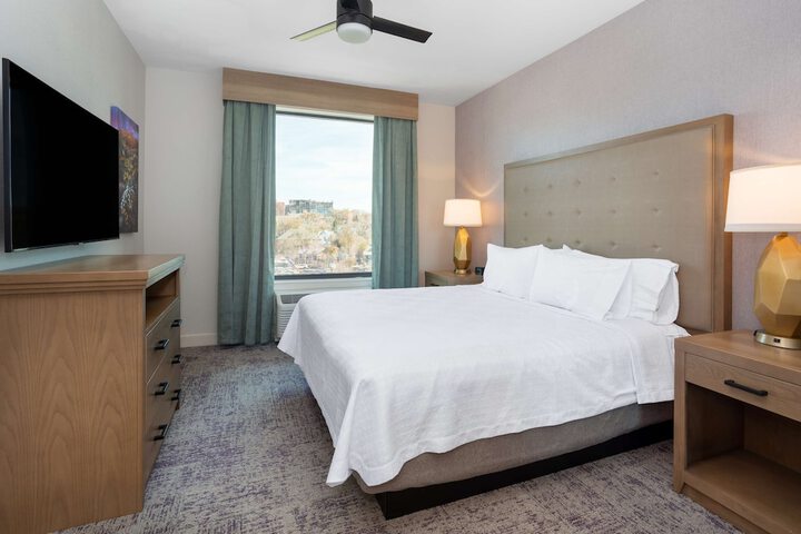 Room 19 of 26