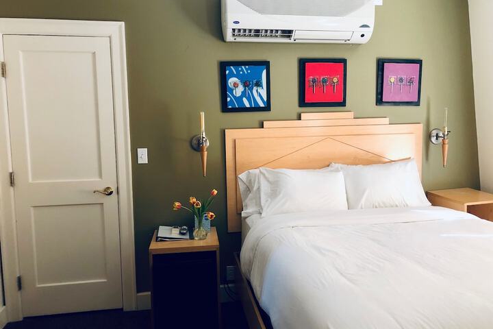 Room 5 of 21