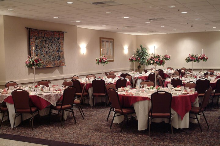 Delta Hotels by Marriott Utica