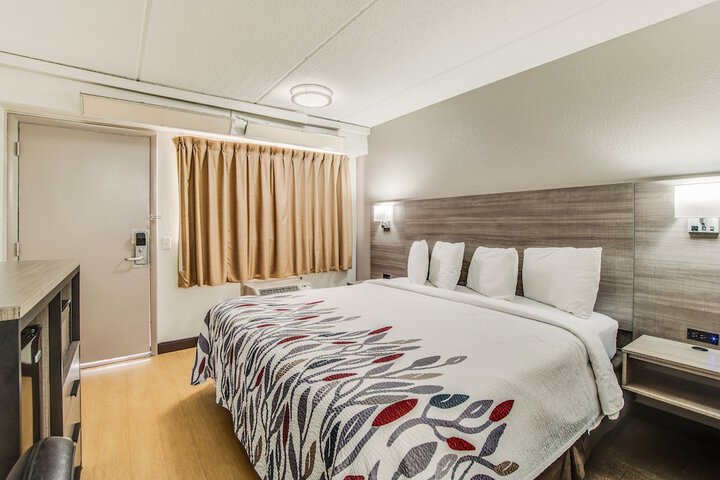 Room 20 of 36