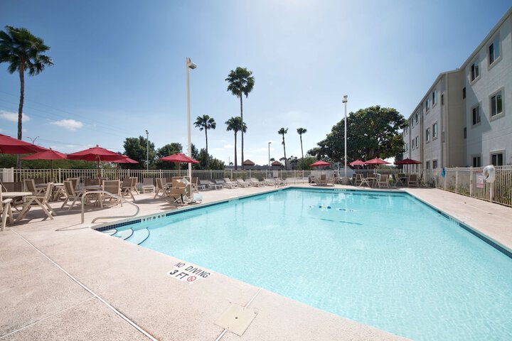 Pool 7 of 39
