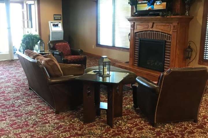 Randolph Inn and Suites