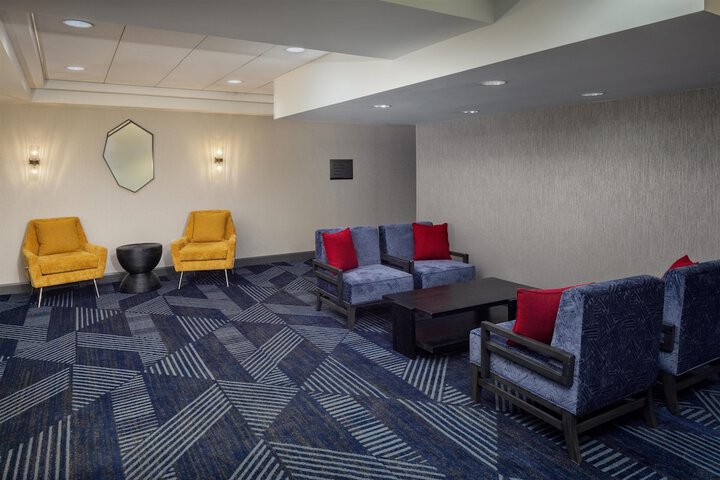 DoubleTree by Hilton Hotel & Suites Pittsburgh Downtown