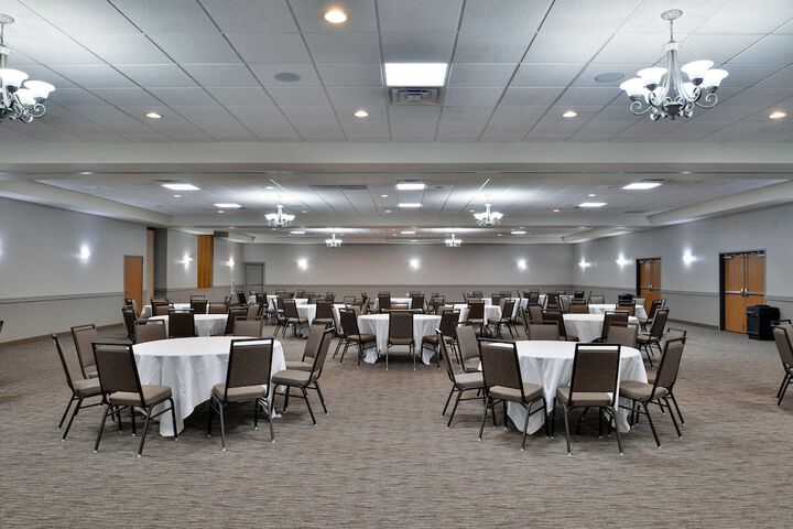 Comfort Inn & Suites Madison North