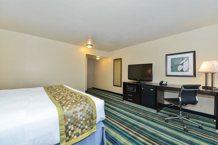 Room 22 of 35