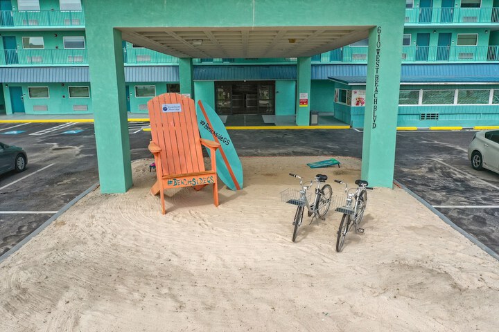 Beachside Resort Hotel