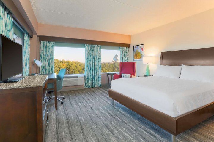 Room 27 of 44