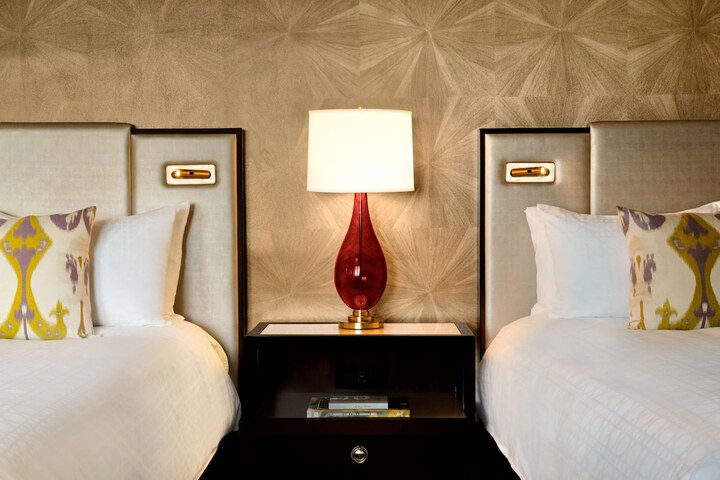Room 43 of 135